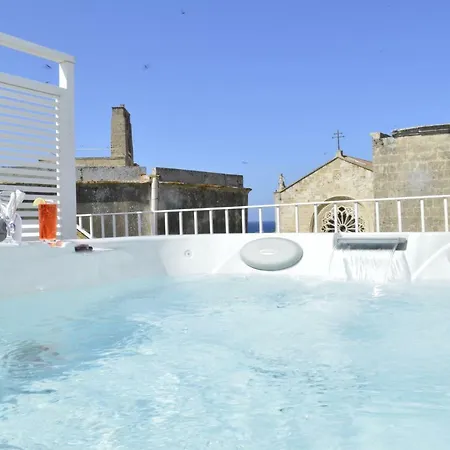 Cathedral - Center - Solarium & Jacuzzi *