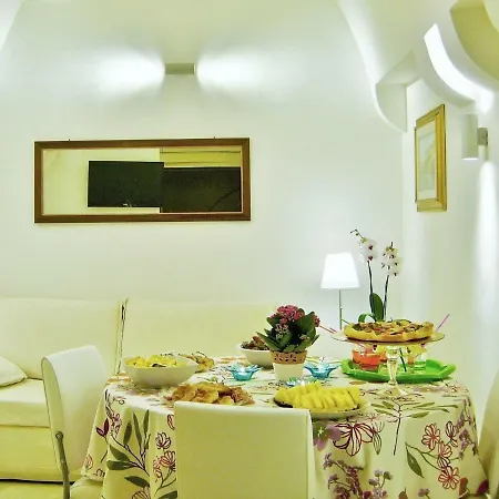 Cathedral - Center - Solarium & Jacuzzi